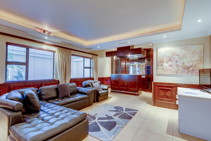 To Let 4 Bedroom Property for Rent in Duxberry Gauteng