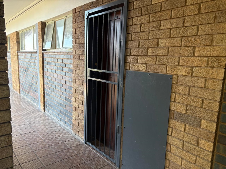 To Let 2 Bedroom Property for Rent in Villieria Gauteng