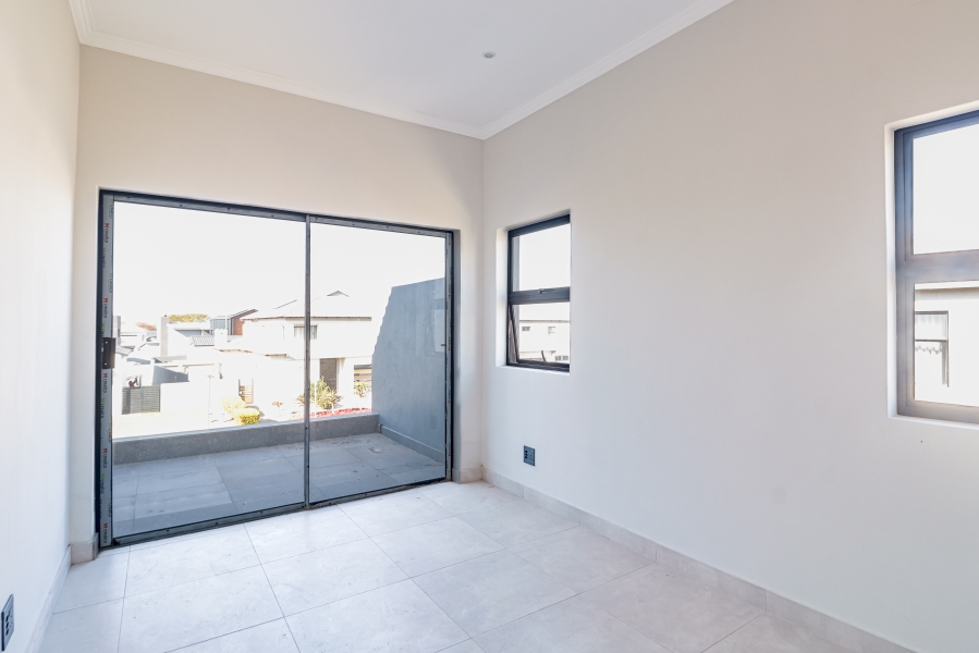 3 Bedroom Property for Sale in Six Fountains Residential Estate Gauteng