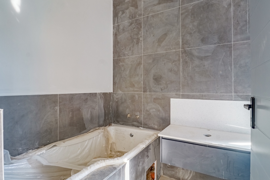 3 Bedroom Property for Sale in Six Fountains Residential Estate Gauteng