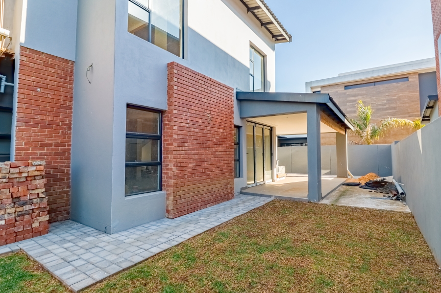 3 Bedroom Property for Sale in Six Fountains Residential Estate Gauteng