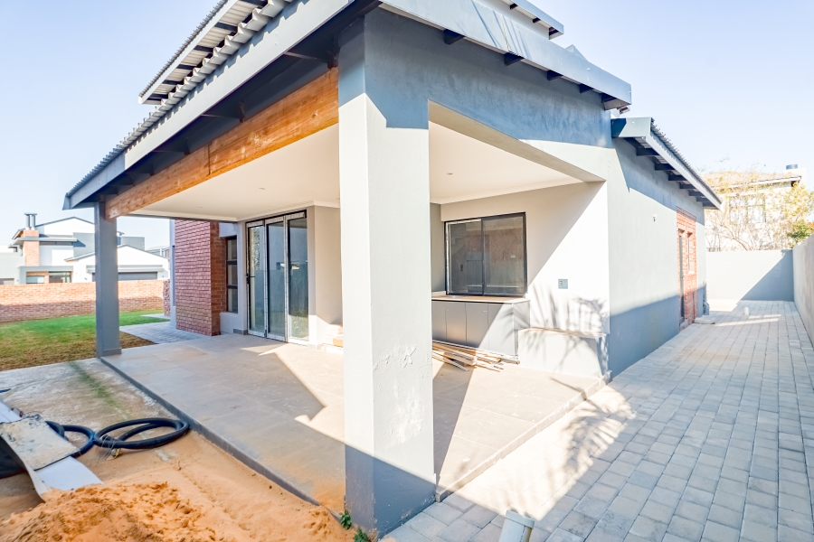 3 Bedroom Property for Sale in Six Fountains Residential Estate Gauteng