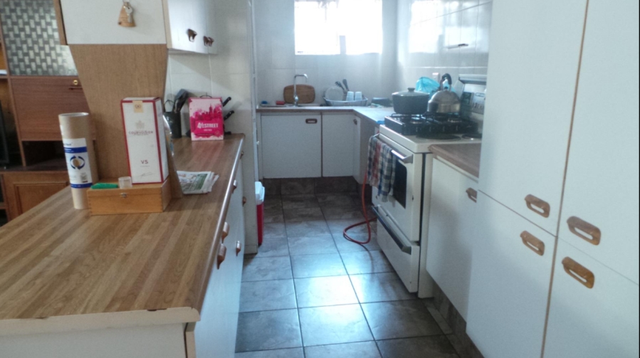 5 Bedroom Property for Sale in Wychwood Gauteng