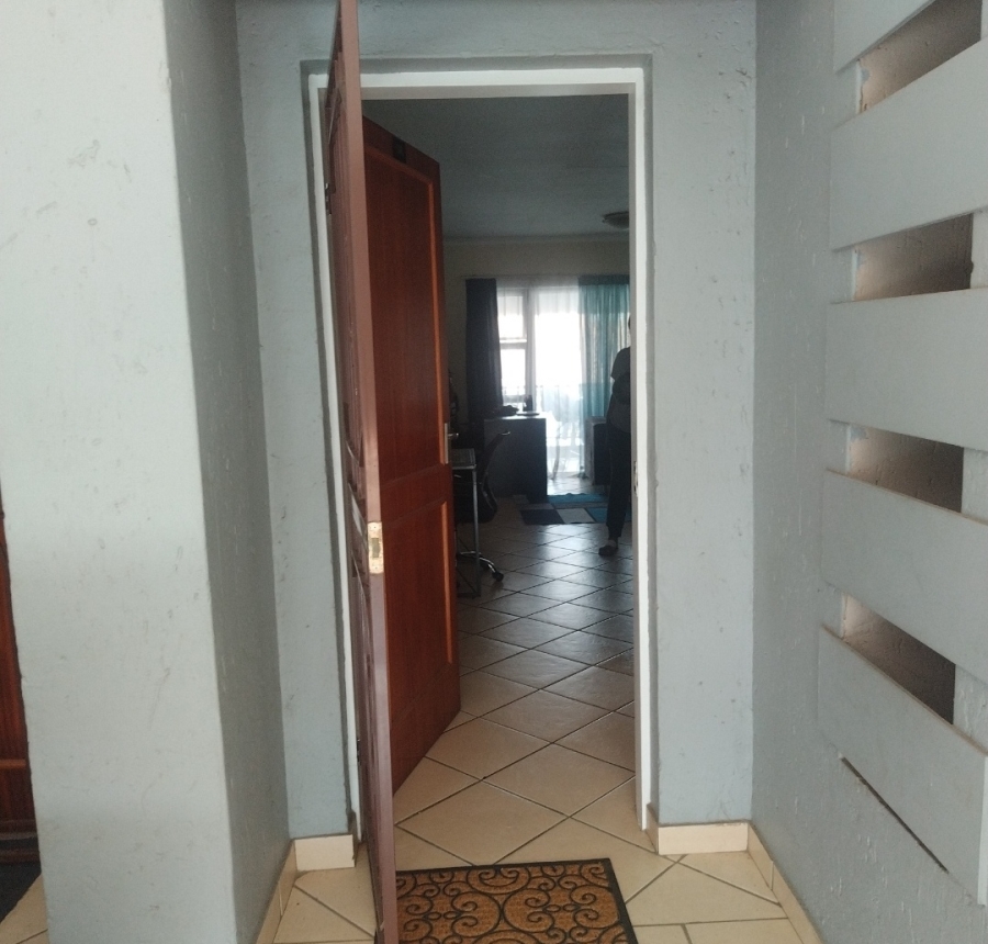 To Let 2 Bedroom Property for Rent in Northgate Gauteng