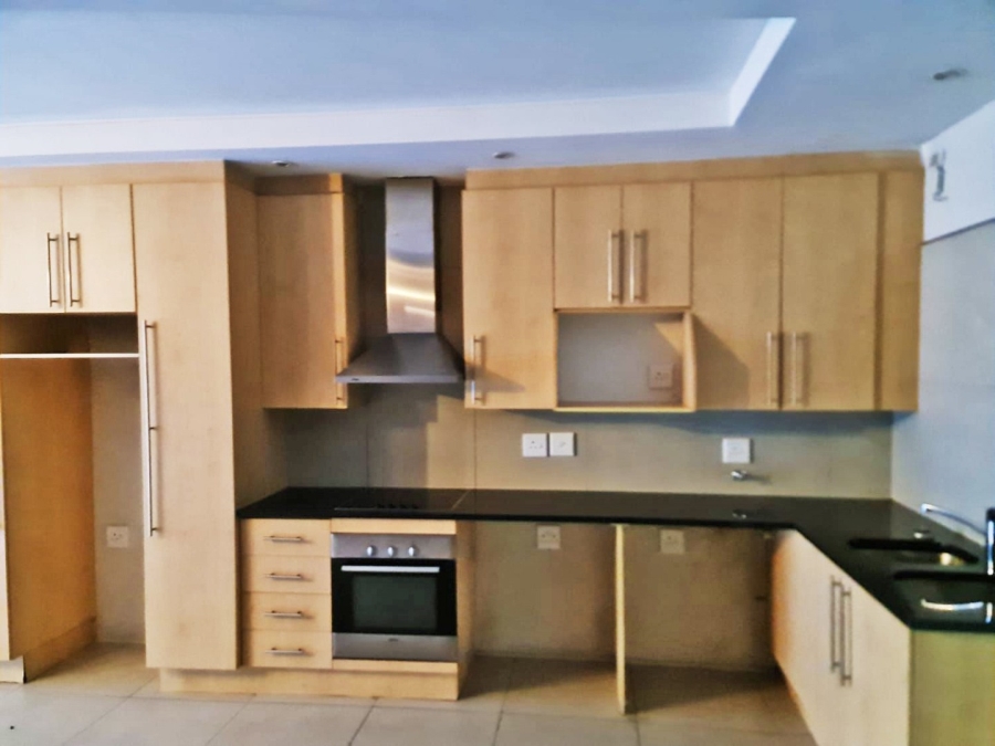 To Let 2 Bedroom Property for Rent in Sandown Gauteng
