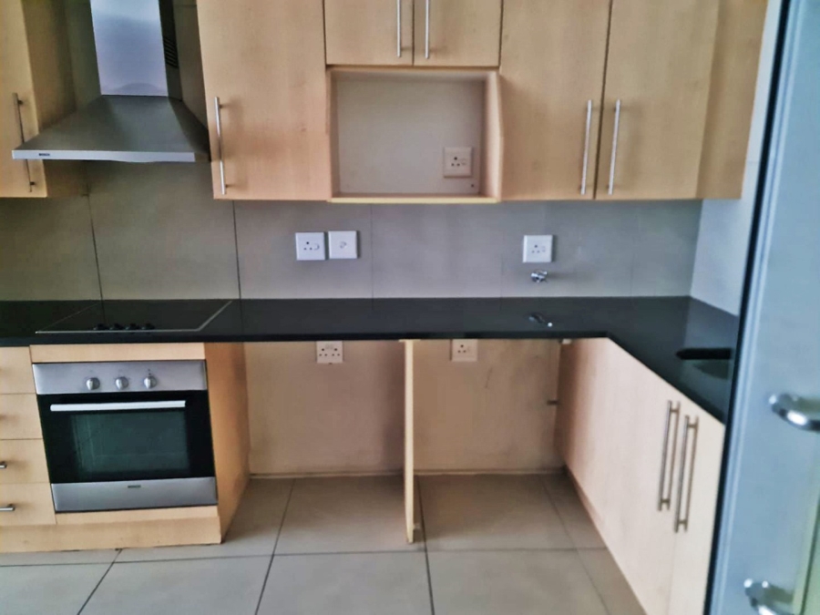To Let 2 Bedroom Property for Rent in Sandown Gauteng