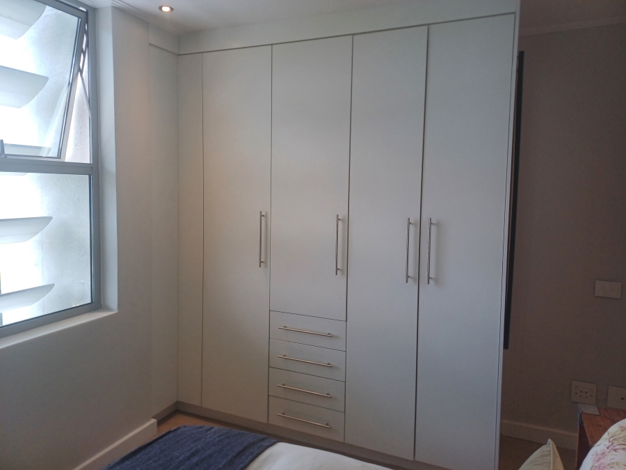 2 Bedroom Property for Sale in Rosebank Gauteng