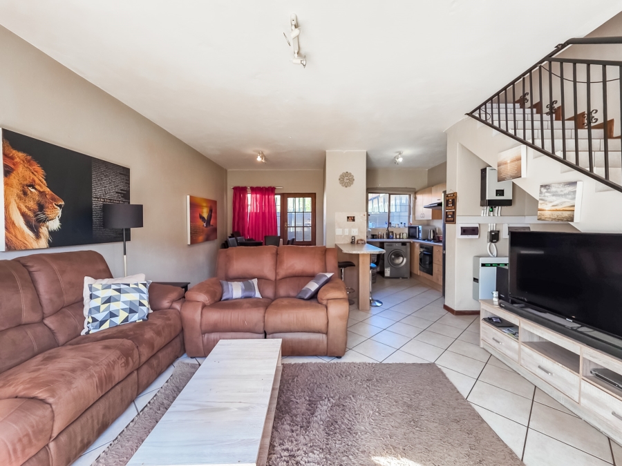2 Bedroom Property for Sale in Country View Estate Gauteng