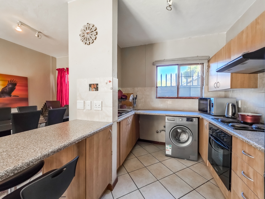 2 Bedroom Property for Sale in Country View Estate Gauteng