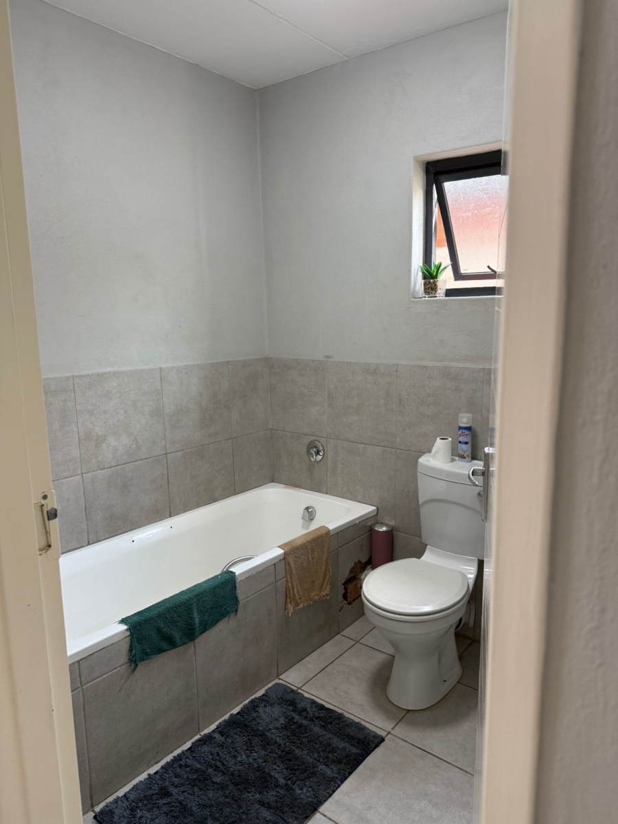 To Let 3 Bedroom Property for Rent in Terenure Gauteng
