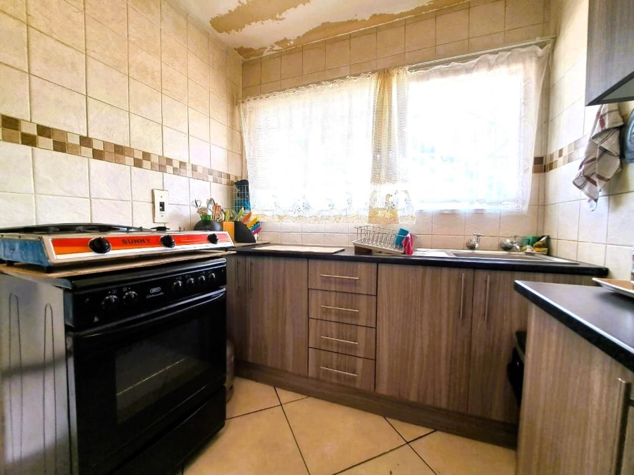 2 Bedroom Property for Sale in Three Rivers Gauteng