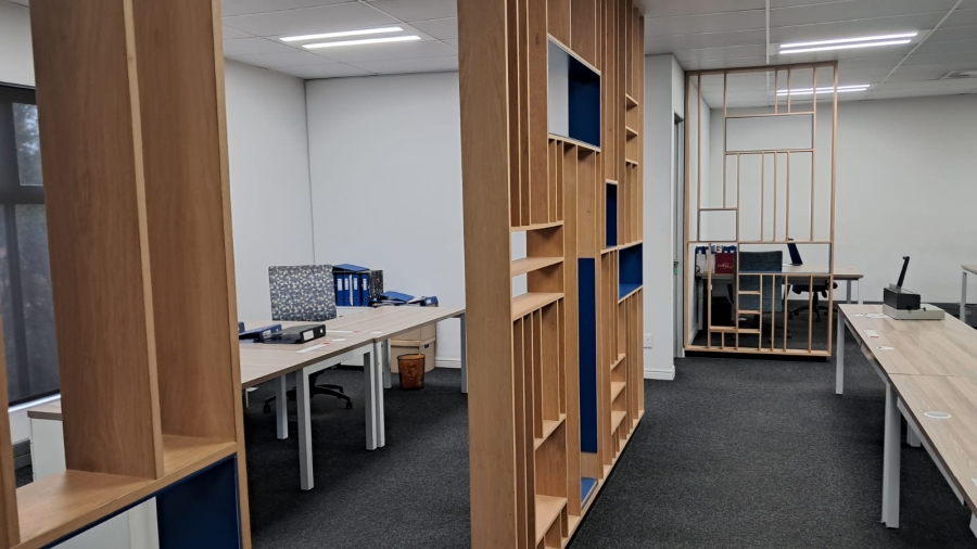 Commercial Property for Sale in Die Hoewes Gauteng