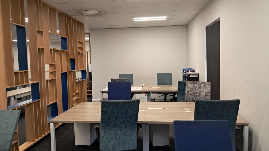 Commercial Property for Sale in Die Hoewes Gauteng