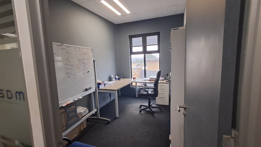 Commercial Property for Sale in Die Hoewes Gauteng