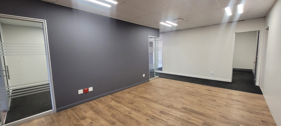 0 Bedroom Property for Sale in Die Hoewes Gauteng