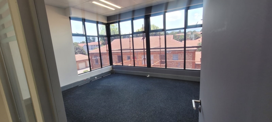 0 Bedroom Property for Sale in Die Hoewes Gauteng