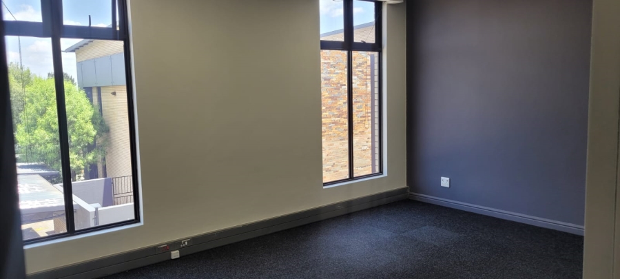 0 Bedroom Property for Sale in Die Hoewes Gauteng