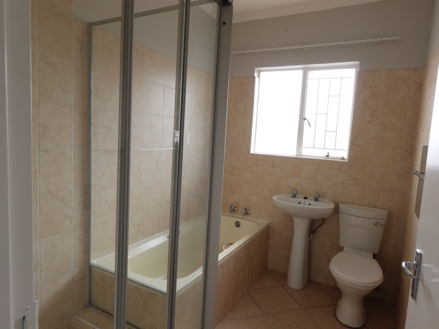 To Let 3 Bedroom Property for Rent in Terenure Gauteng