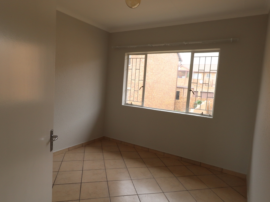 To Let 3 Bedroom Property for Rent in Terenure Gauteng