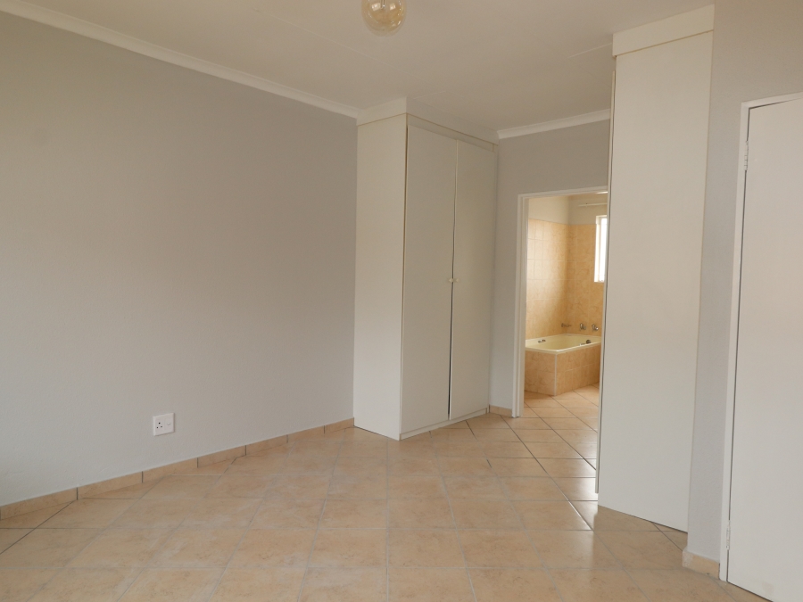 To Let 3 Bedroom Property for Rent in Terenure Gauteng