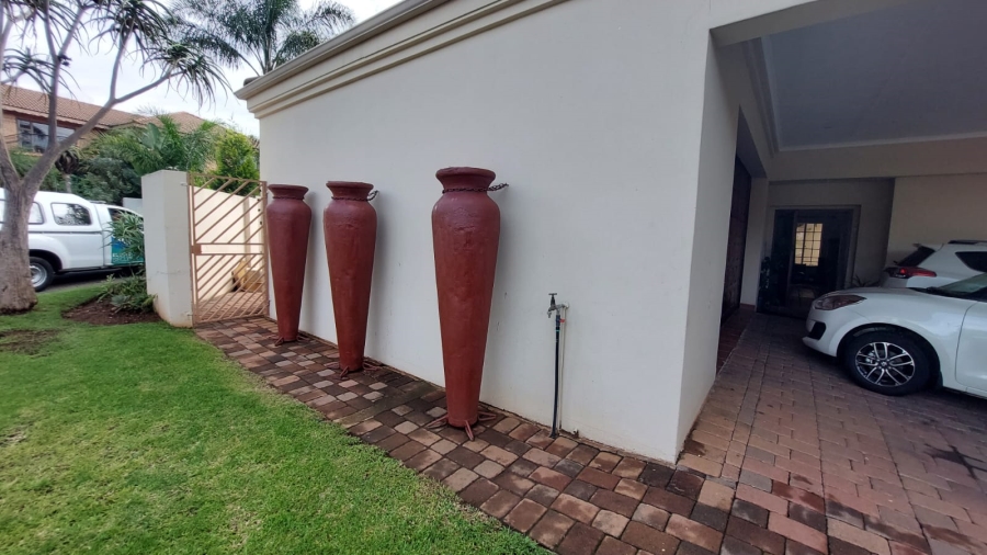 To Let 3 Bedroom Property for Rent in Eldo Glen Gauteng