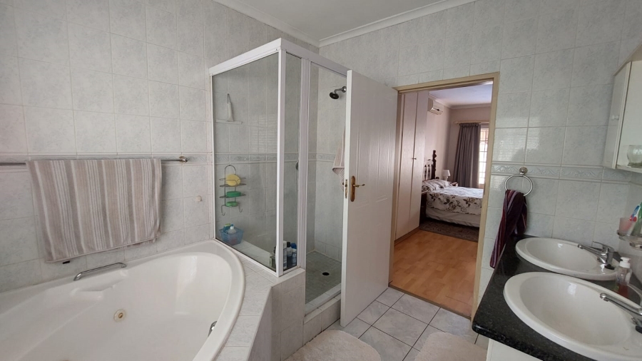 To Let 3 Bedroom Property for Rent in Eldo Glen Gauteng