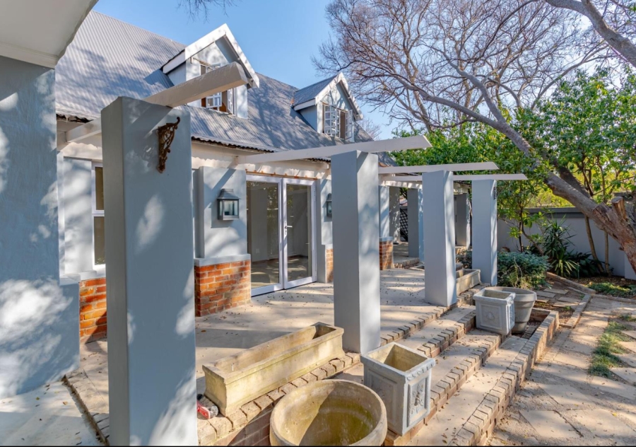 3 Bedroom Property for Sale in Waterkloof Gauteng