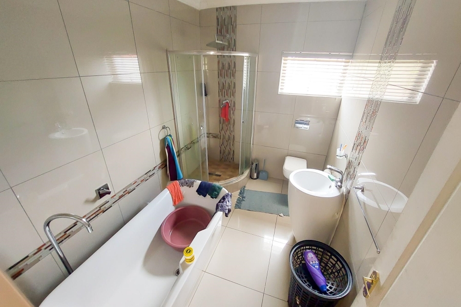 4 Bedroom Property for Sale in Savannah Country Estate Gauteng