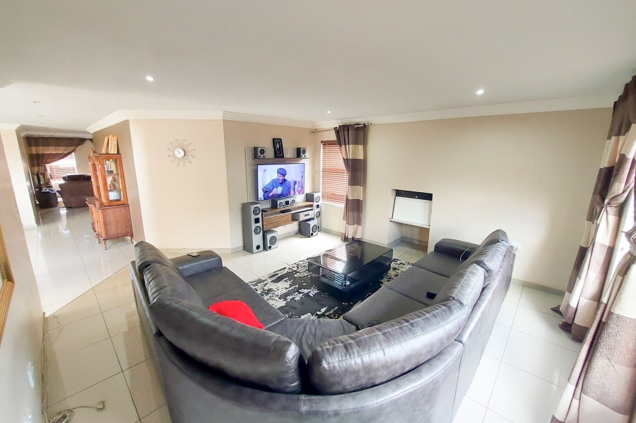 4 Bedroom Property for Sale in Savannah Country Estate Gauteng