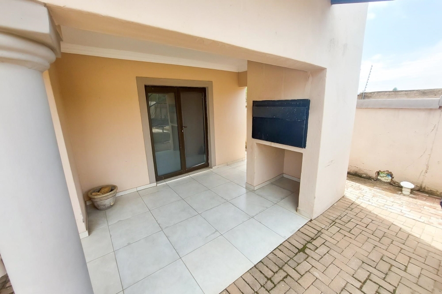 4 Bedroom Property for Sale in Savannah Country Estate Gauteng