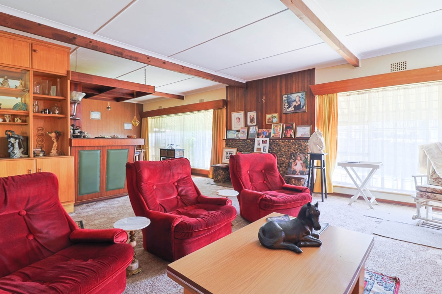 4 Bedroom Property for Sale in Tulisa Park Gauteng