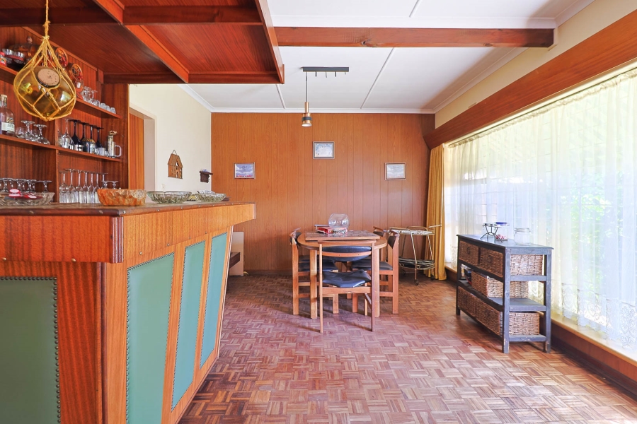 4 Bedroom Property for Sale in Tulisa Park Gauteng