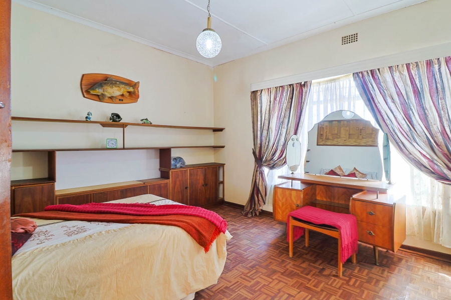 4 Bedroom Property for Sale in Tulisa Park Gauteng