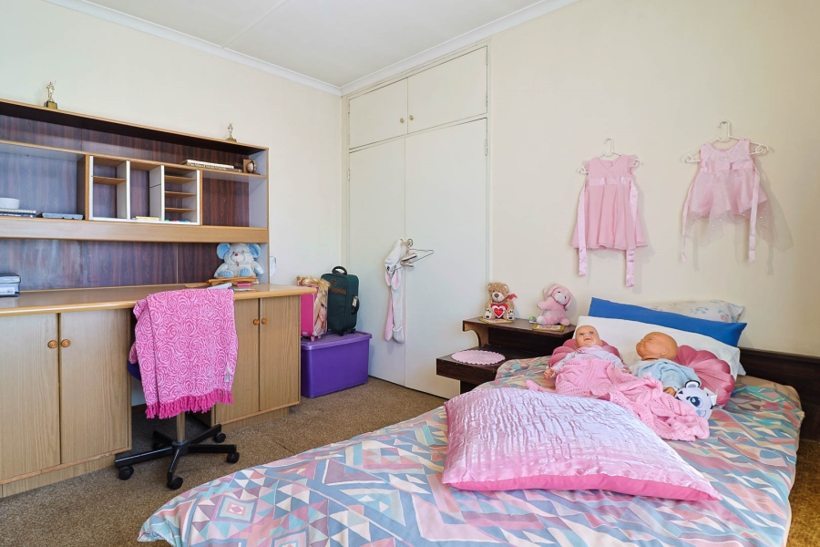 4 Bedroom Property for Sale in Tulisa Park Gauteng