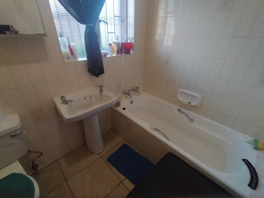 3 Bedroom Property for Sale in Amandasig Gauteng