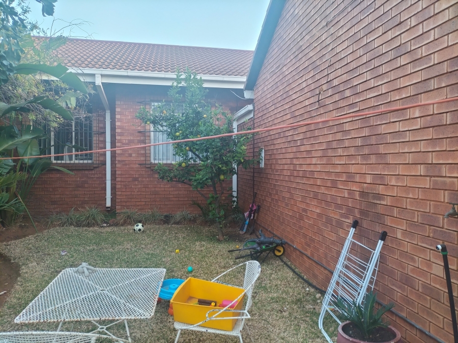 3 Bedroom Property for Sale in Amandasig Gauteng