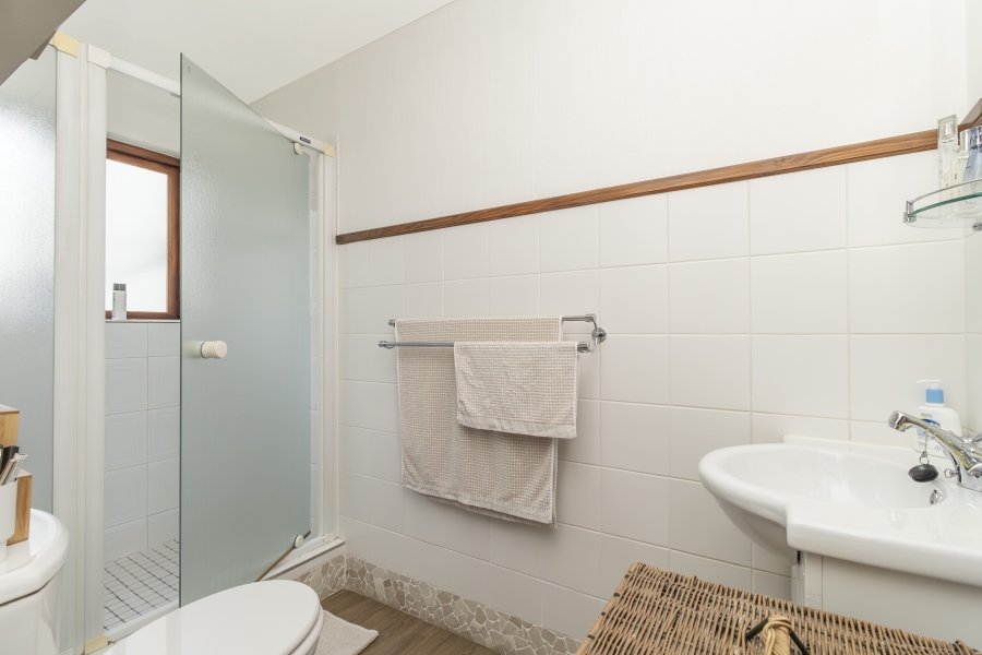 2 Bedroom Property for Sale in Sunninghill Gauteng