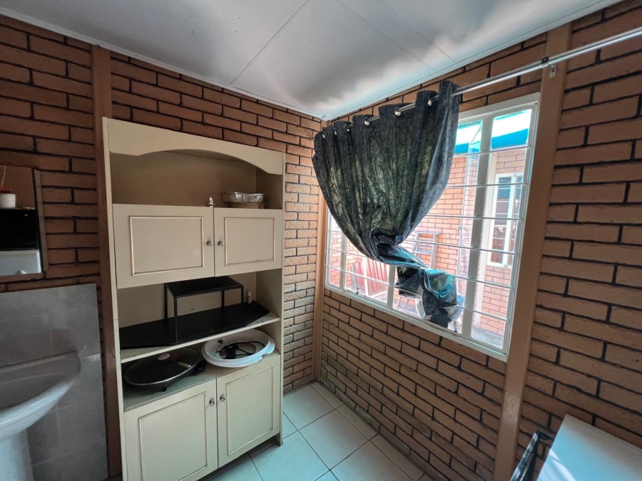 1 Bedroom Property for Sale in Misty Bay Gauteng