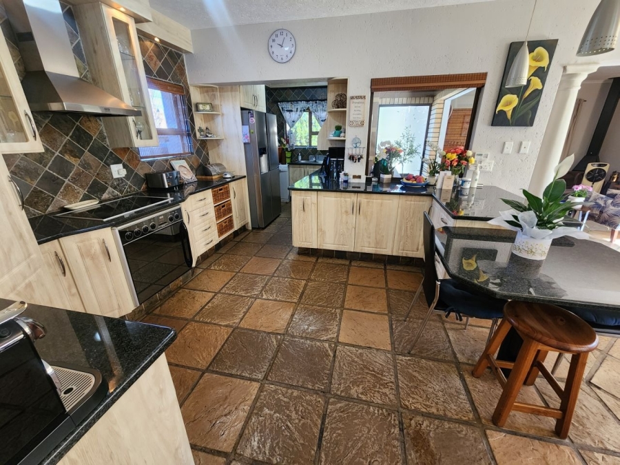 4 Bedroom Property for Sale in Bartlett Gauteng