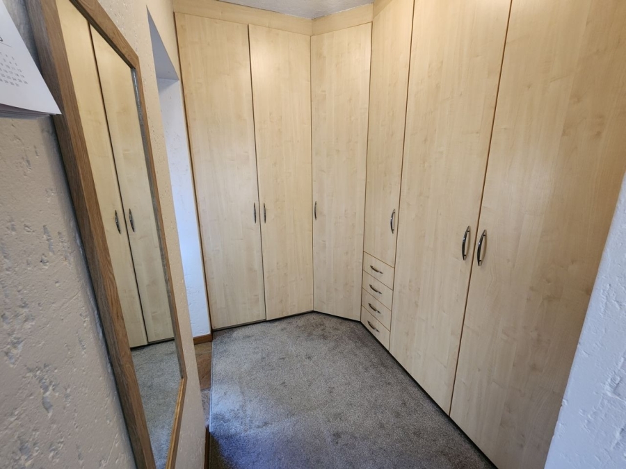 4 Bedroom Property for Sale in Bartlett Gauteng