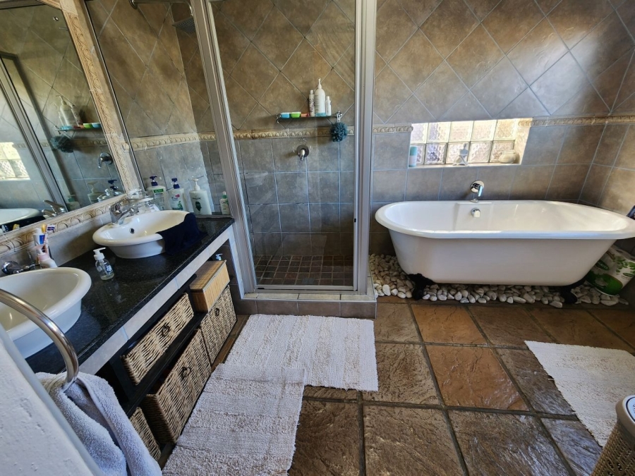 4 Bedroom Property for Sale in Bartlett Gauteng