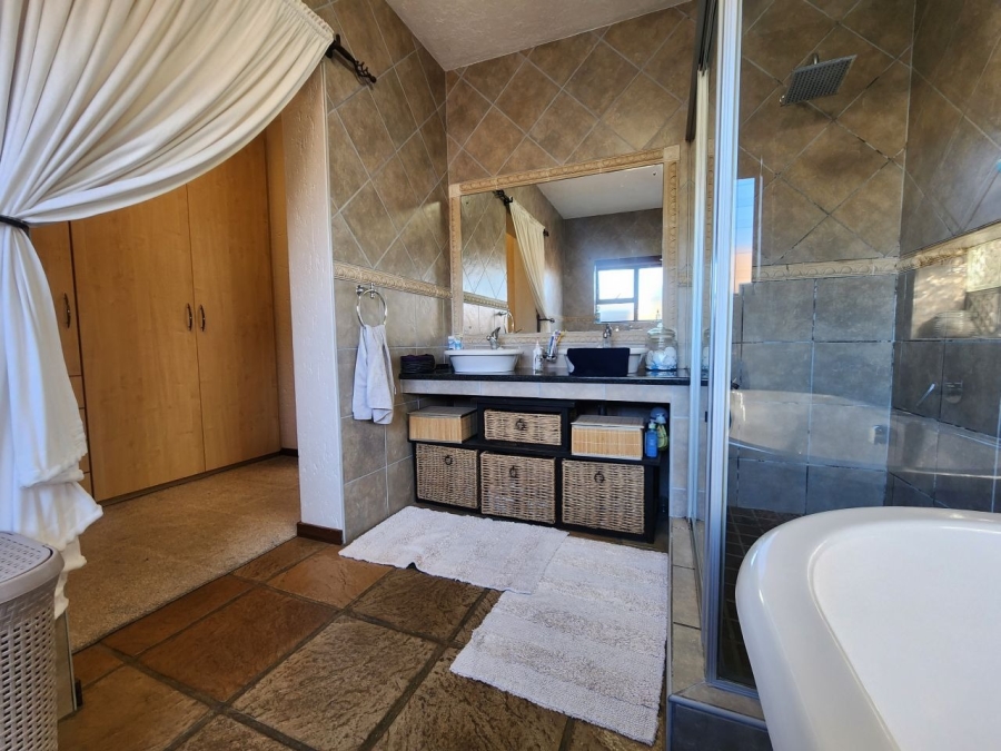 4 Bedroom Property for Sale in Bartlett Gauteng