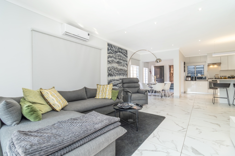 2 Bedroom Property for Sale in Paulshof Gauteng