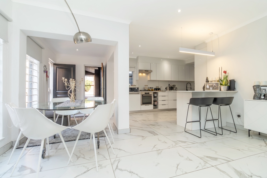 2 Bedroom Property for Sale in Paulshof Gauteng