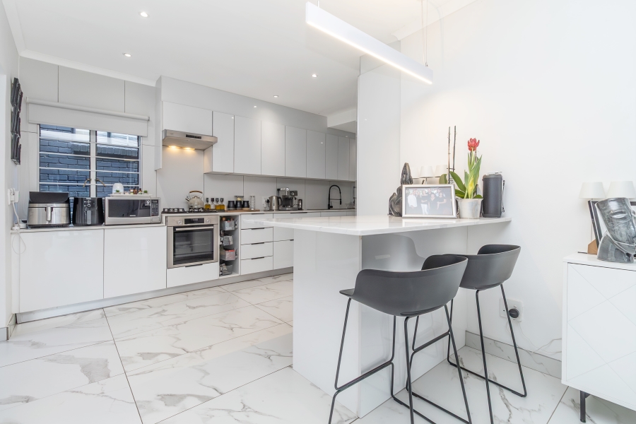 2 Bedroom Property for Sale in Paulshof Gauteng