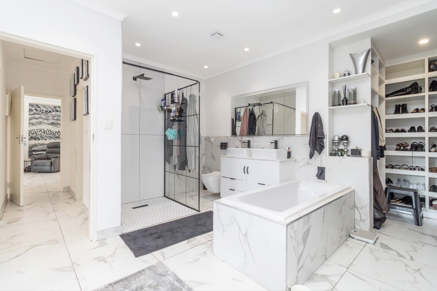 2 Bedroom Property for Sale in Paulshof Gauteng