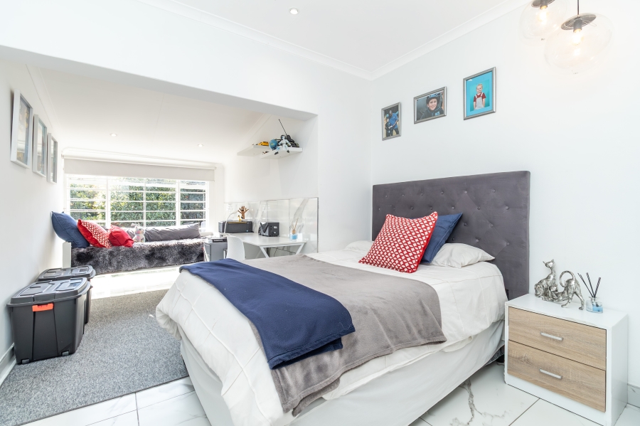 2 Bedroom Property for Sale in Paulshof Gauteng