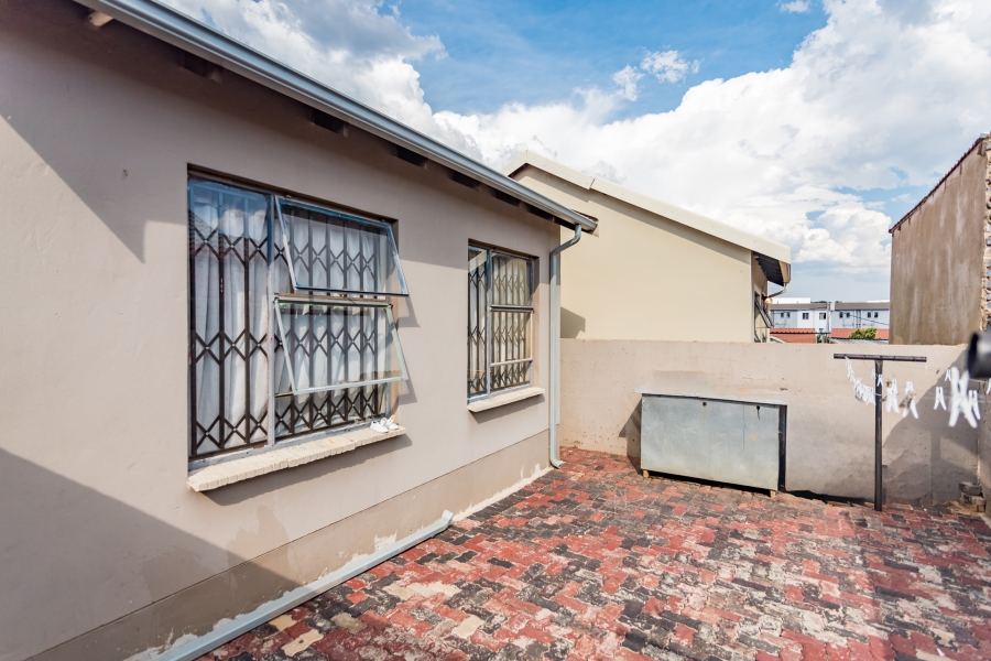 2 Bedroom Property for Sale in Fleurhof Gauteng
