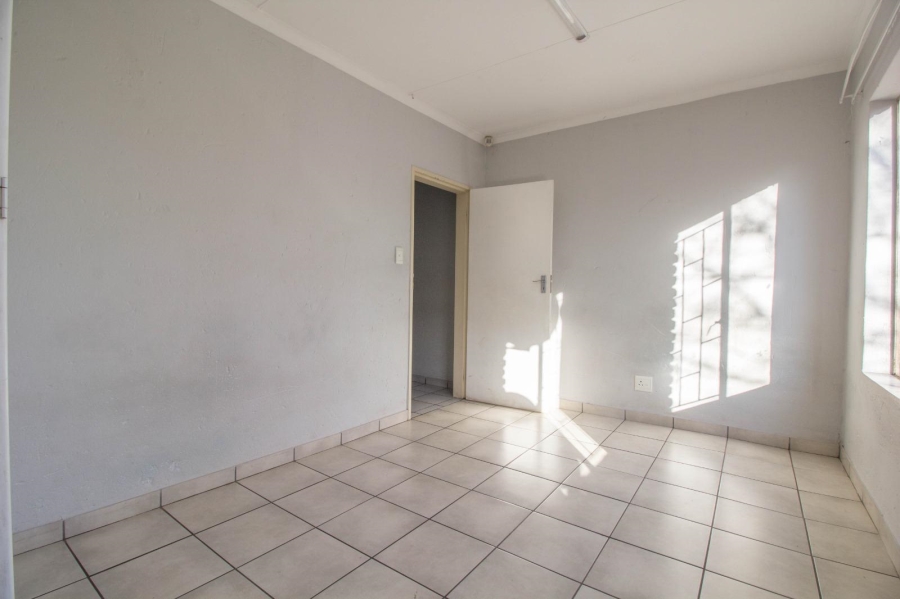 3 Bedroom Property for Sale in Bronberrick Gauteng