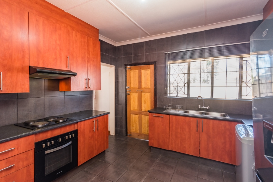 3 Bedroom Property for Sale in Discovery Gauteng